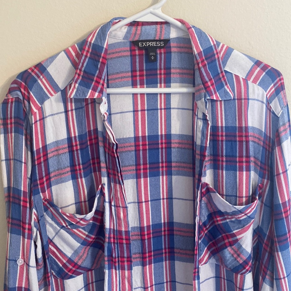Express Multi-Colored Button-Up Flannel Shirt. Size Medium.